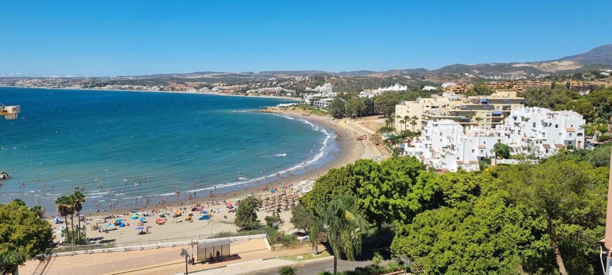 Apartamento Playa Del Cristo Estepona Buitenkant foto
